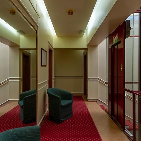 רג'ו אמיליה Albergo Reggio מראה חיצוני תמונה