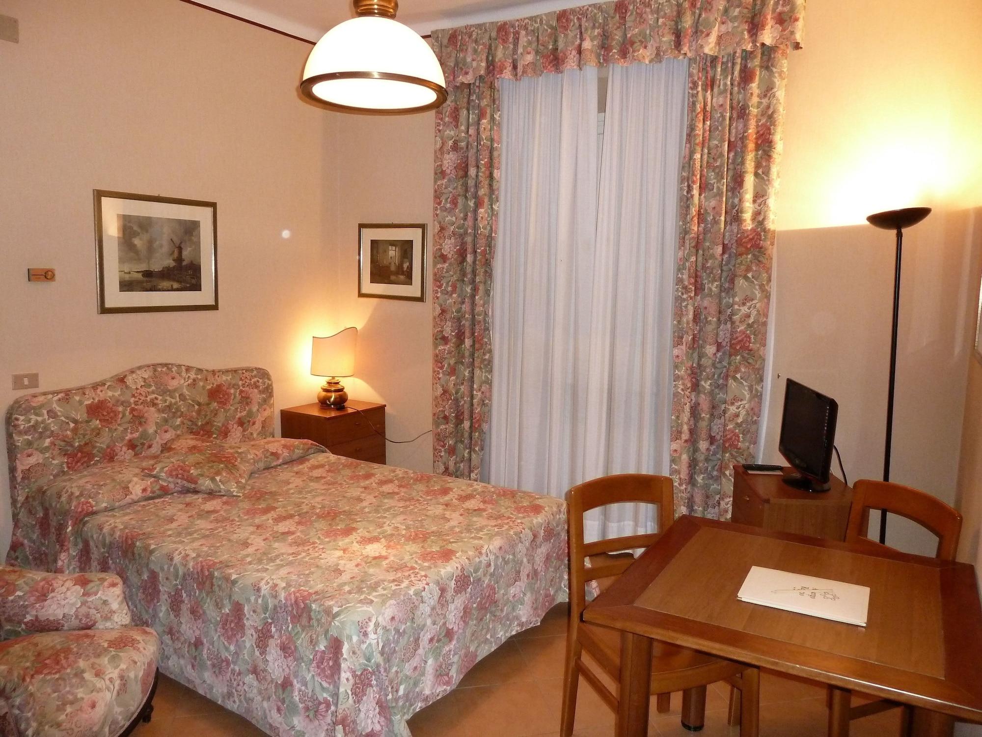 רג'ו אמיליה Albergo Reggio מראה חיצוני תמונה