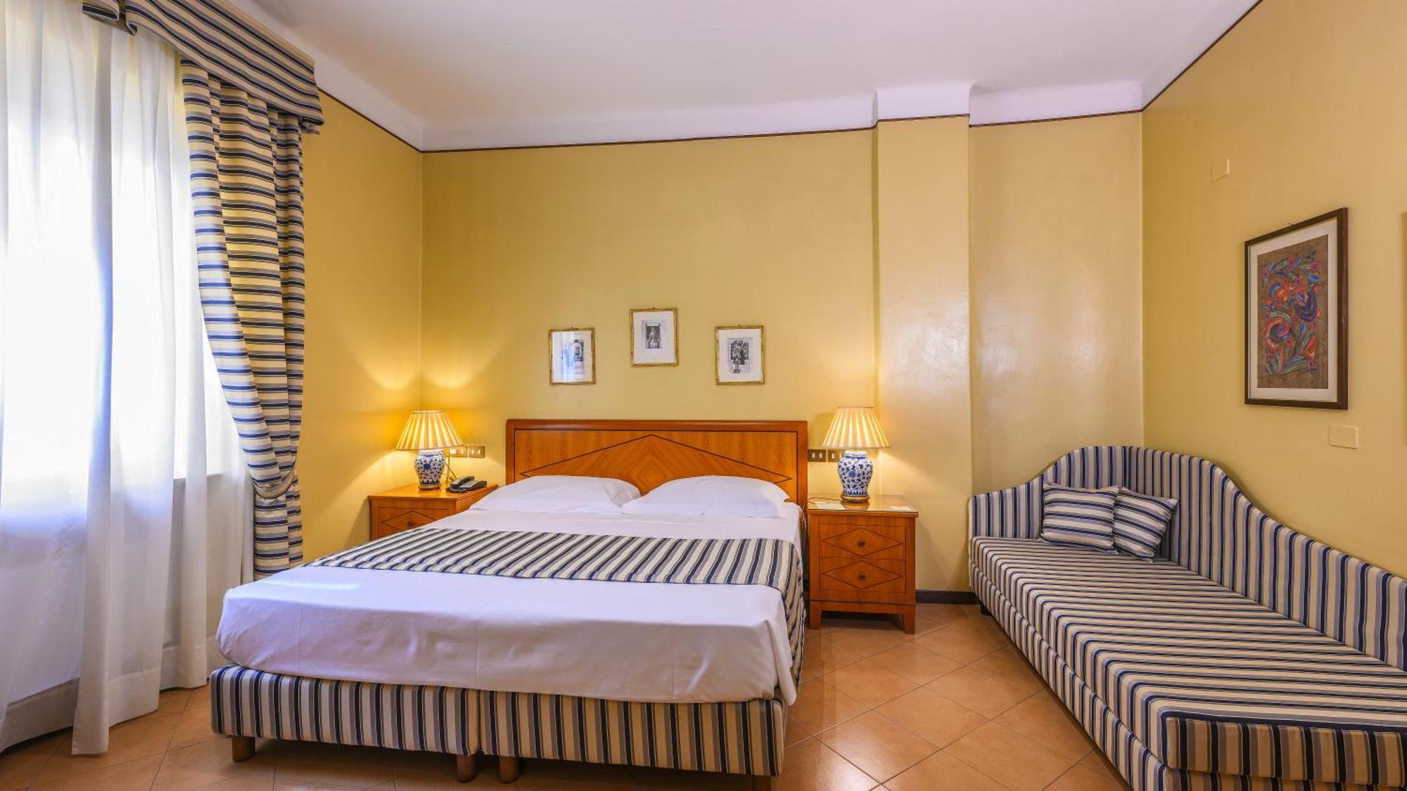 רג'ו אמיליה Albergo Reggio מראה חיצוני תמונה