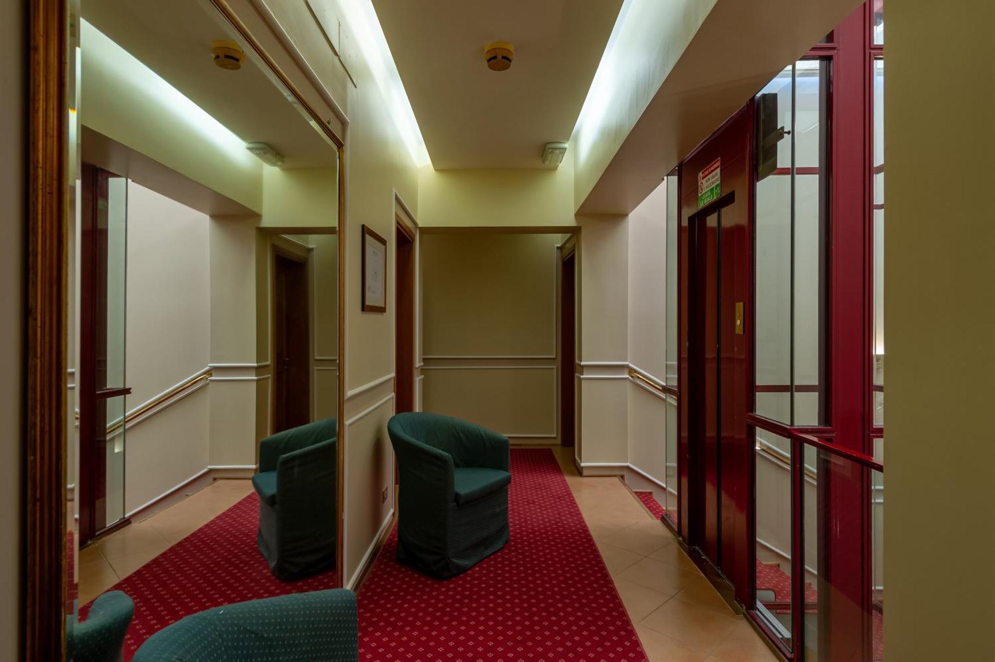 רג'ו אמיליה Albergo Reggio מראה חיצוני תמונה