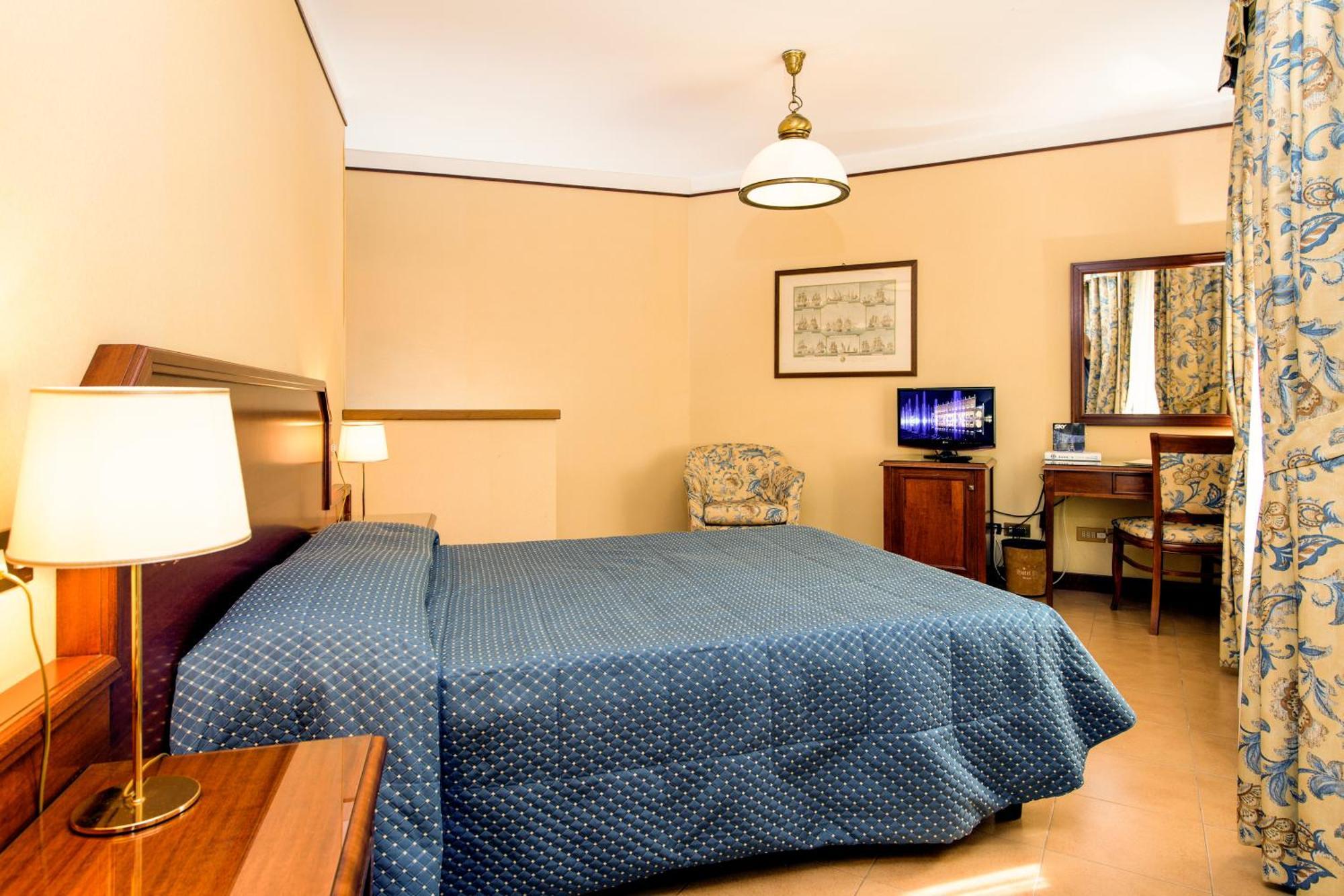רג'ו אמיליה Albergo Reggio מראה חיצוני תמונה