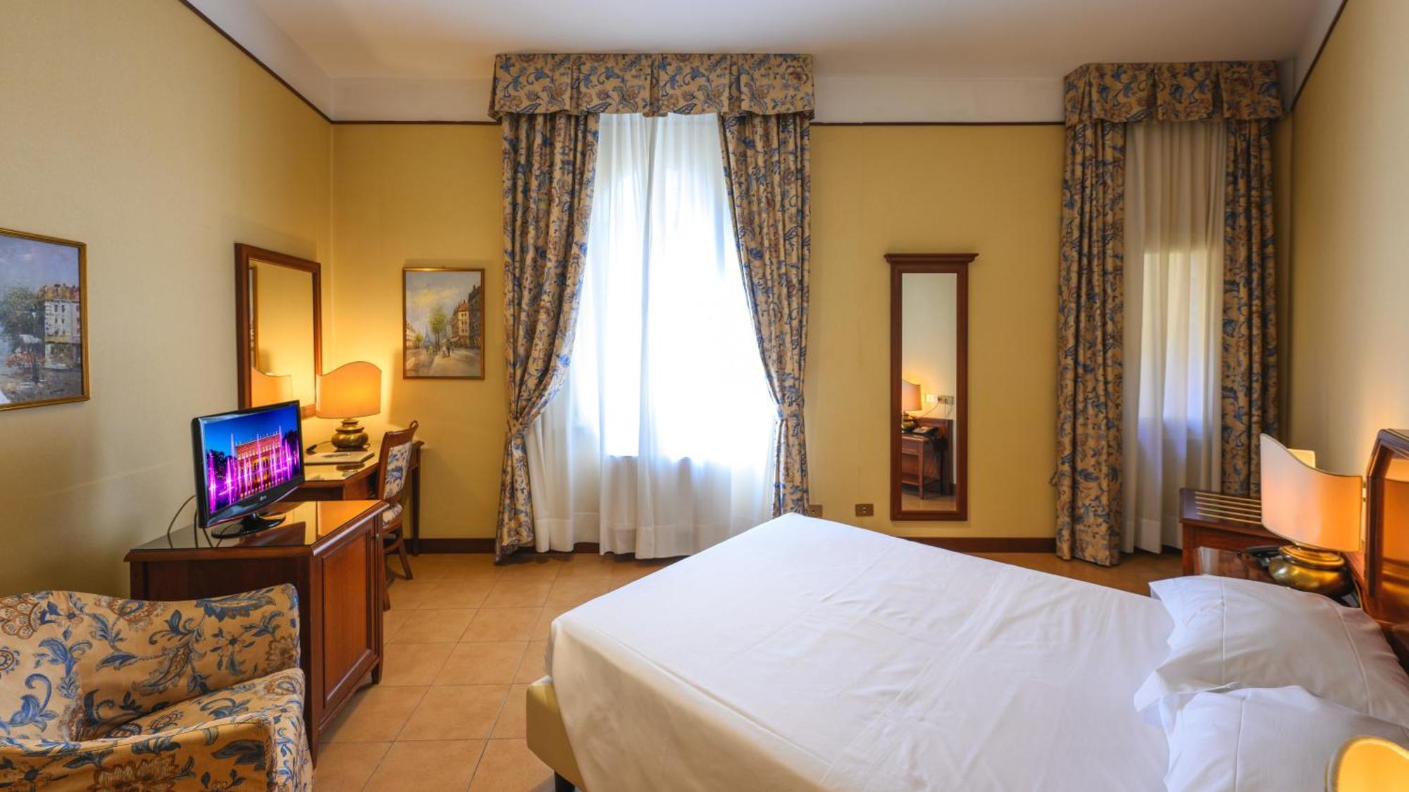 רג'ו אמיליה Albergo Reggio מראה חיצוני תמונה